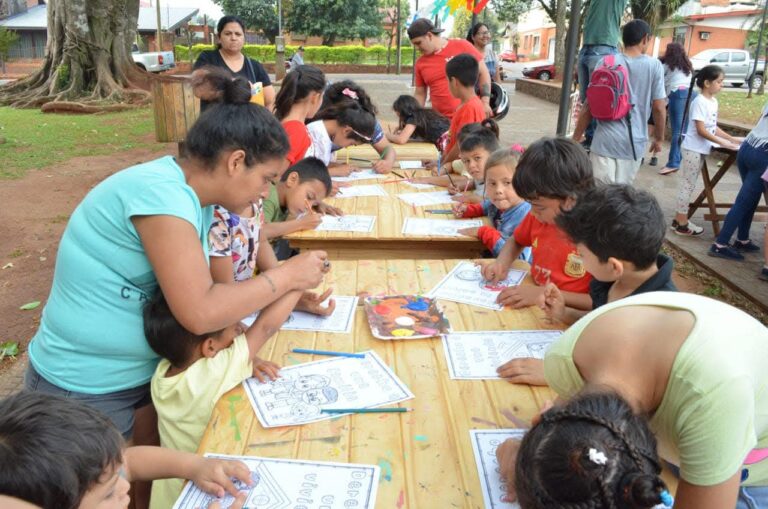 Tejiendo Redes | La niñez, la adolescencia, la familia y la educación whatsapp image 2025 10 07 at 17.37.24 (1)