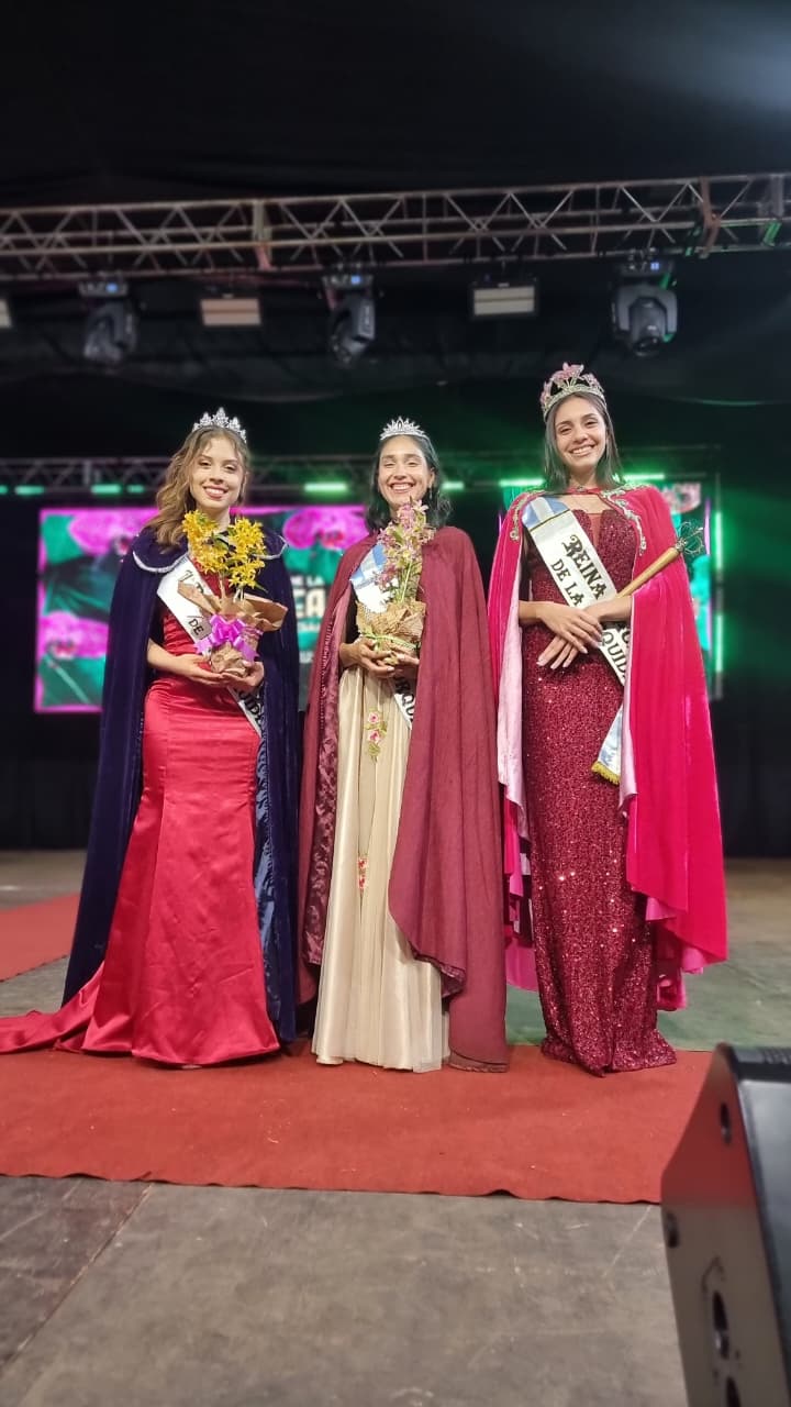 Montecarlo coronó a sus nuevas soberanas en una noche de emoción y tradición whatsapp image 2025 10 10 at 11.38.53