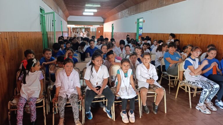 Tejiendo Redes | Municipios unidos por la niñez: la experiencia de Montecarlo en el Programa MUNA whatsapp image 2025 11 11 at 11.37.55