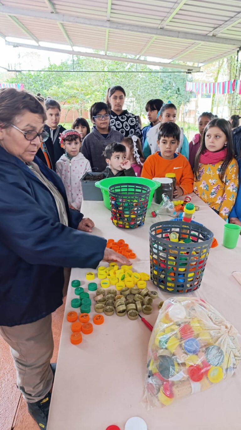 Tejiendo Redes | Municipios unidos por la niñez: la experiencia de Montecarlo en el Programa MUNA whatsapp image 2025 11 11 at 11.37.56 (1)