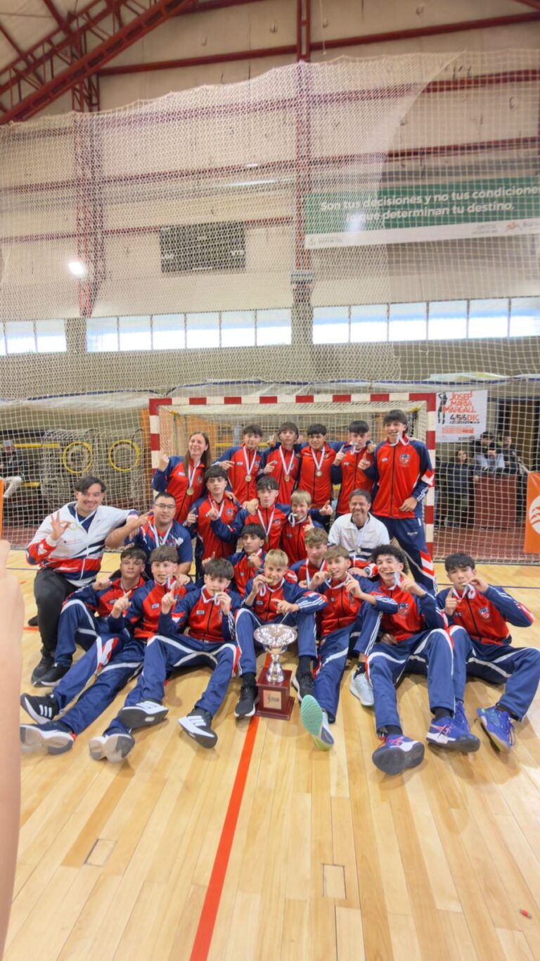 Handball misionero en lo más alto: jóvenes de Montecarlo se destacan en el Nacional de Bariloche whatsapp image 2025 11 18 at 18.30.52 (3)