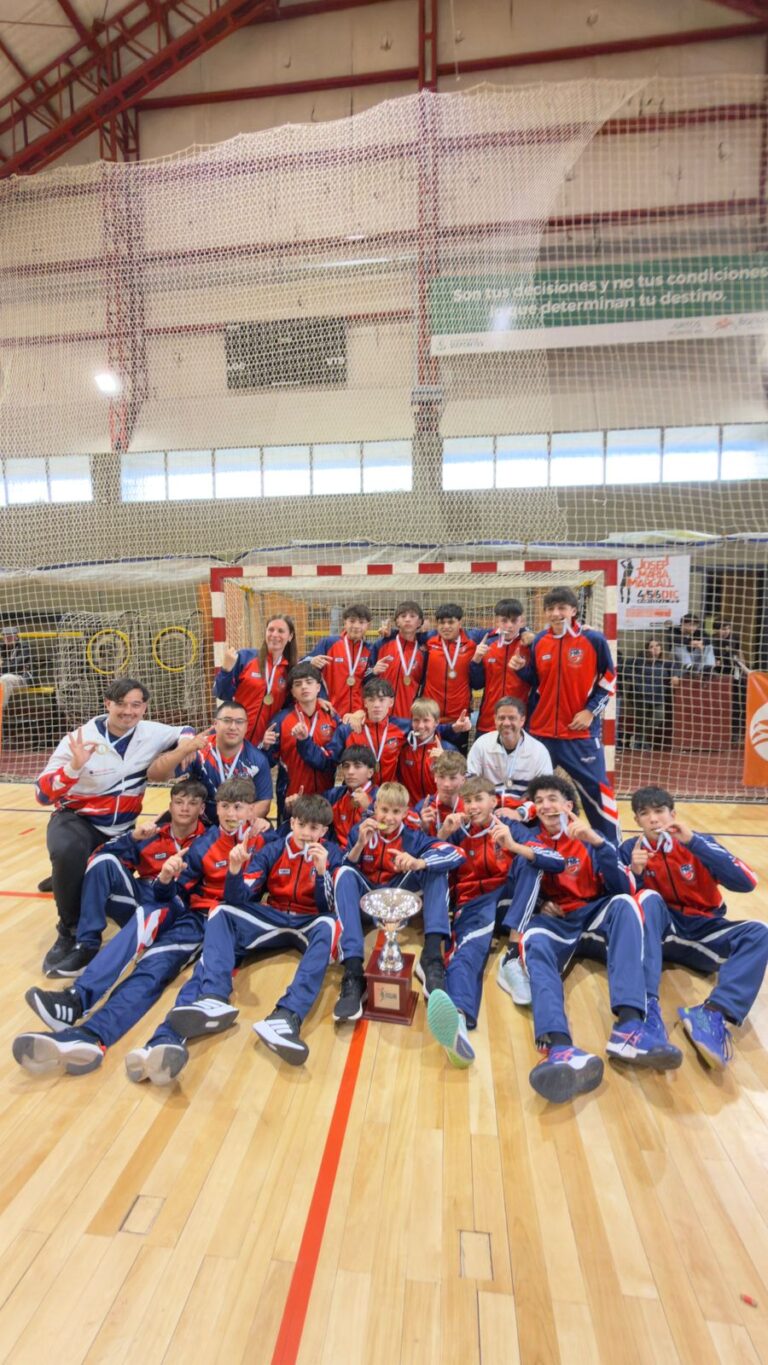 Handball misionero en lo más alto: jóvenes de Montecarlo se destacan en el Nacional de Bariloche whatsapp image 2025 11 18 at 18.30.53