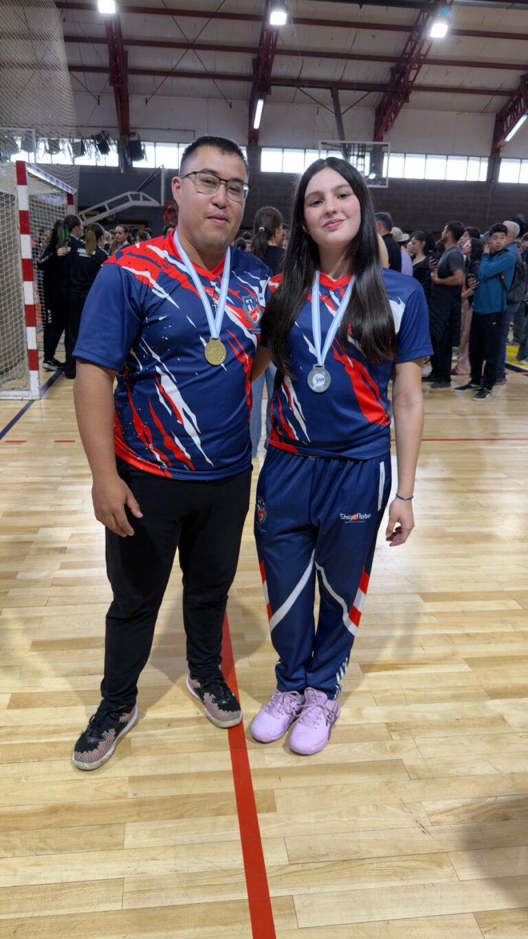 Handball misionero en lo más alto: jóvenes de Montecarlo se destacan en el Nacional de Bariloche whatsapp image 2025 11 18 at 18.30.55