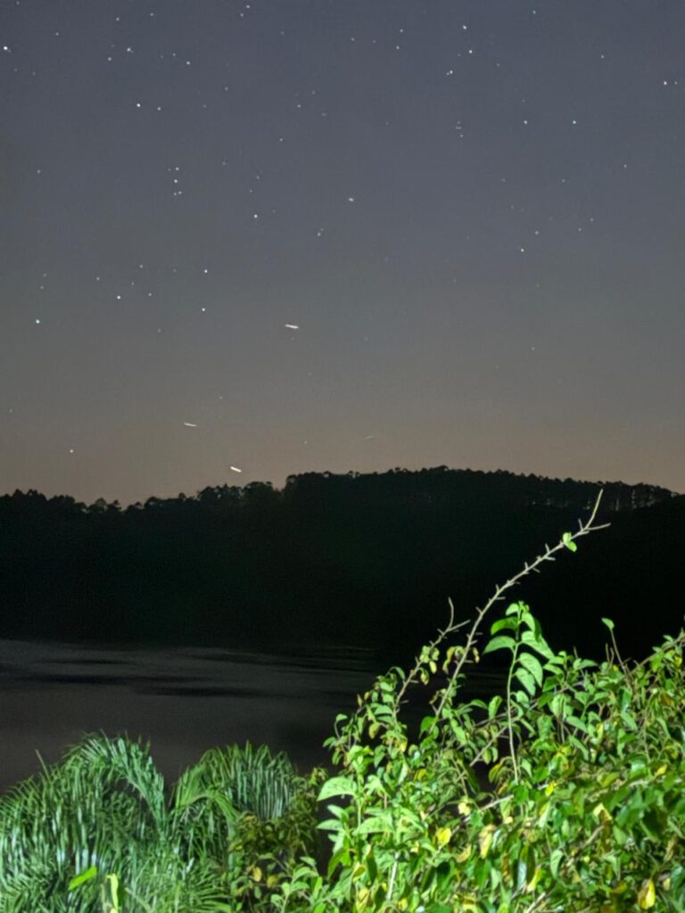 Luces en el cielo y misterio en el Paraná: testimonios desde el Club de Pesca de Montecarlo whatsapp image 2025 11 26 at 09.26.53