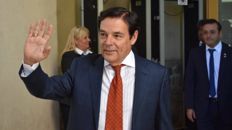 Gustavo González presentó una denuncia penal contra Carlos Rovira por presunto enriquecimiento ilícito