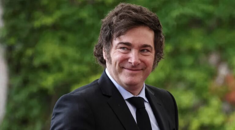 El Presidente Javier Milei llega hoy a Puerto Iguazú para cerrar la Convención Anual del IAEF